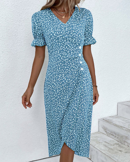 Robe midi femme | Coupe régulière | Robe portefeuille fleurie avec décolleté en V | Look décontracté d'été