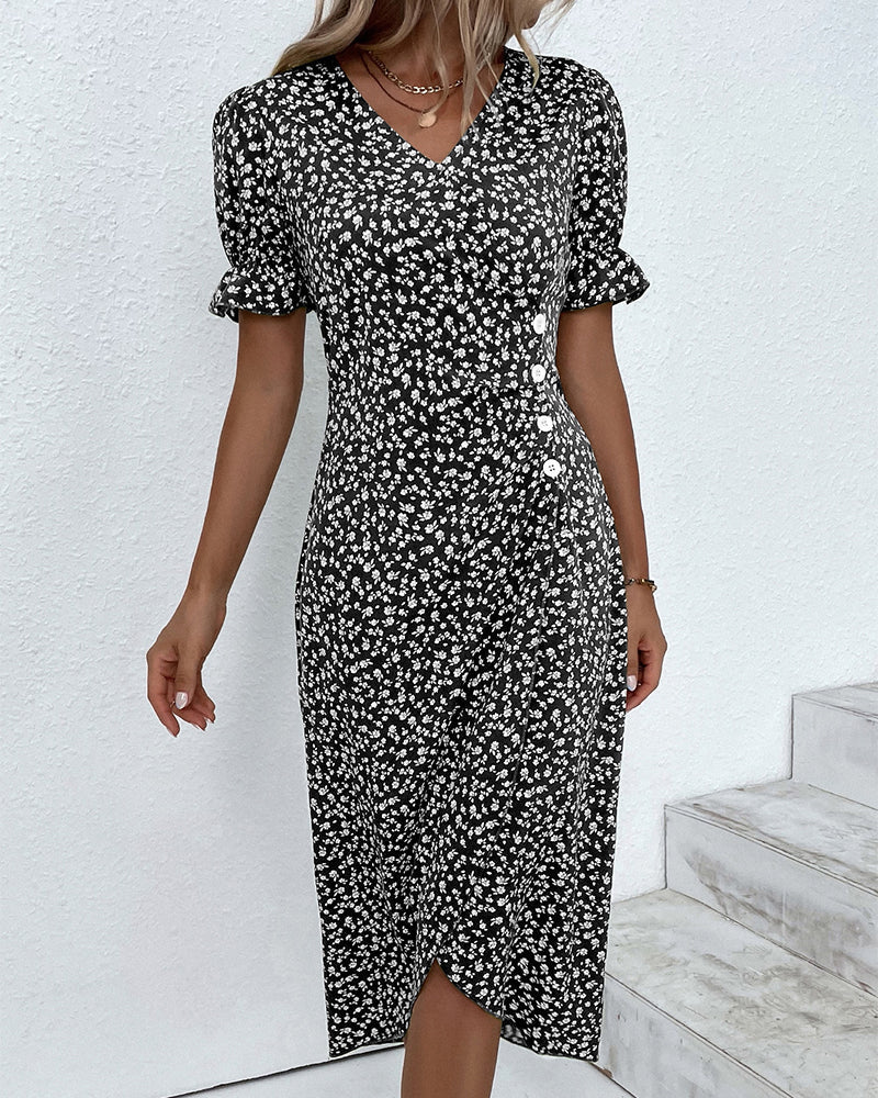 Robe midi femme | Coupe régulière | Robe portefeuille fleurie avec décolleté en V | Look décontracté d'été