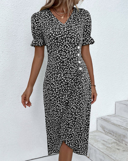 Robe midi femme | Coupe régulière | Robe portefeuille fleurie avec décolleté en V | Look décontracté d'été