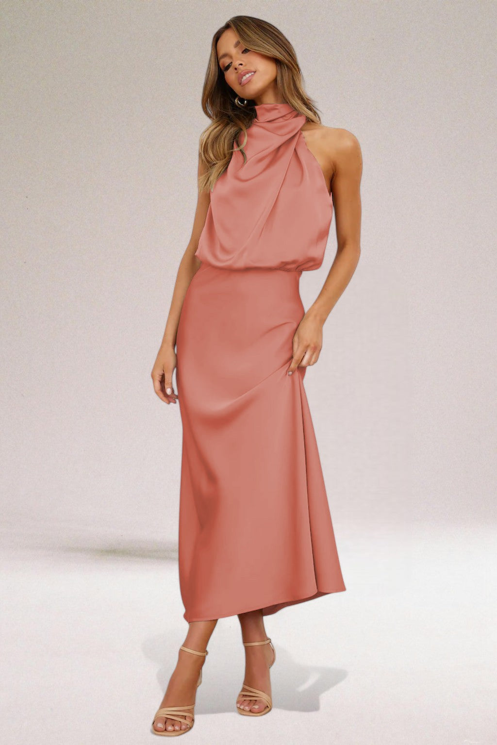 Abito da sera da donna | Abito lungo con collo all'americana | Silhouette fluida | Look elegante