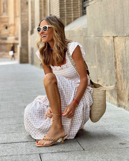 Robe longue pour femmes | Coupe trapèze avec haut smocké | Design sans manches | Look décontracté estival
