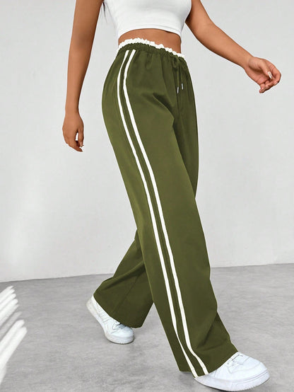 Damen High Waist Freizeithose mit Seitenstreifen und weitem Bein | Relaxed Fit