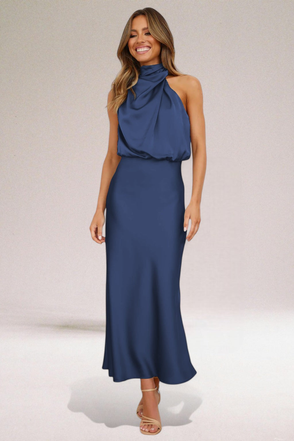 Abito da sera da donna | Abito lungo con collo all'americana | Silhouette fluida | Look elegante