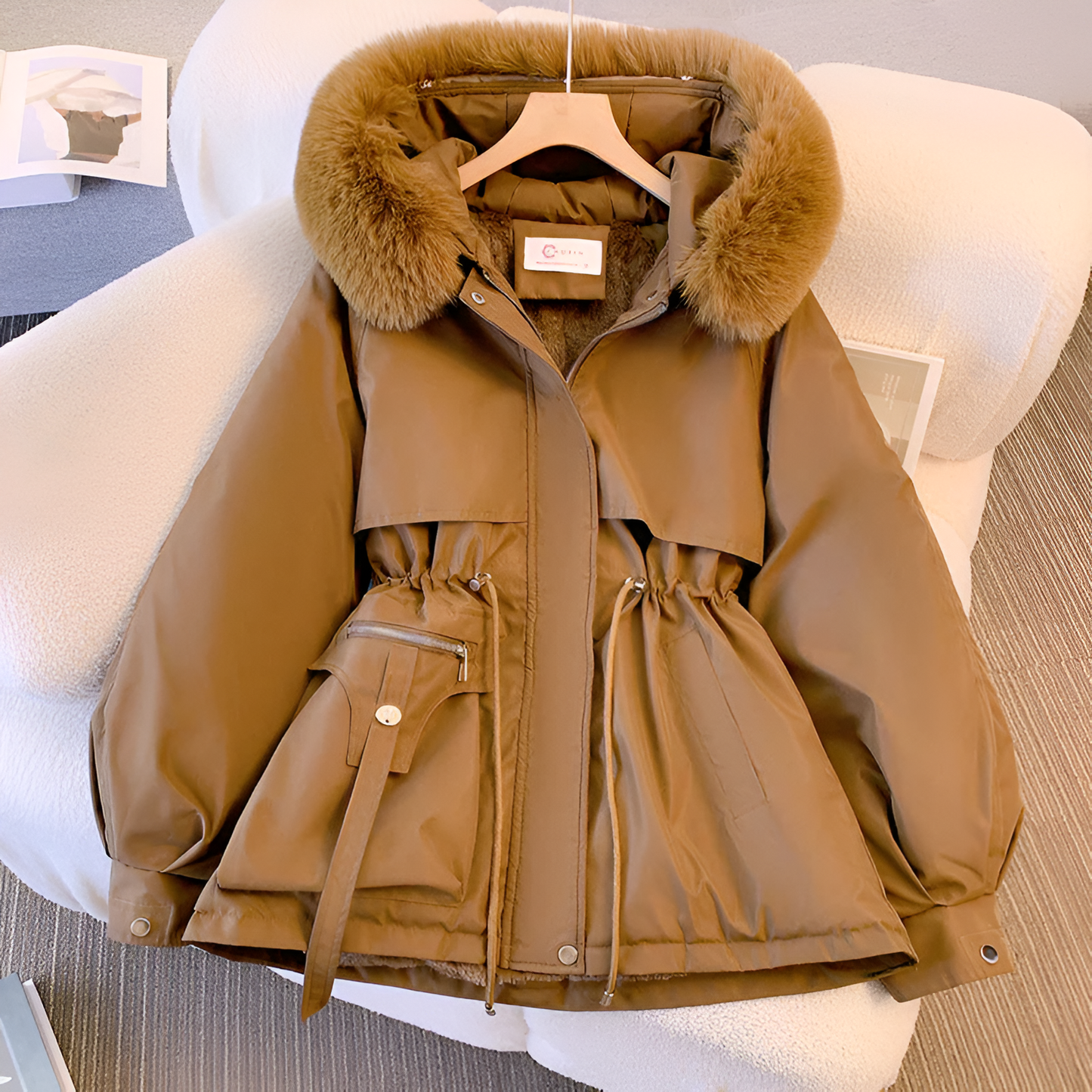 Damen Wintermantel mit Kapuze – Eleganter Parka für kalte Tage, modischer Alltagsbegleiter 
