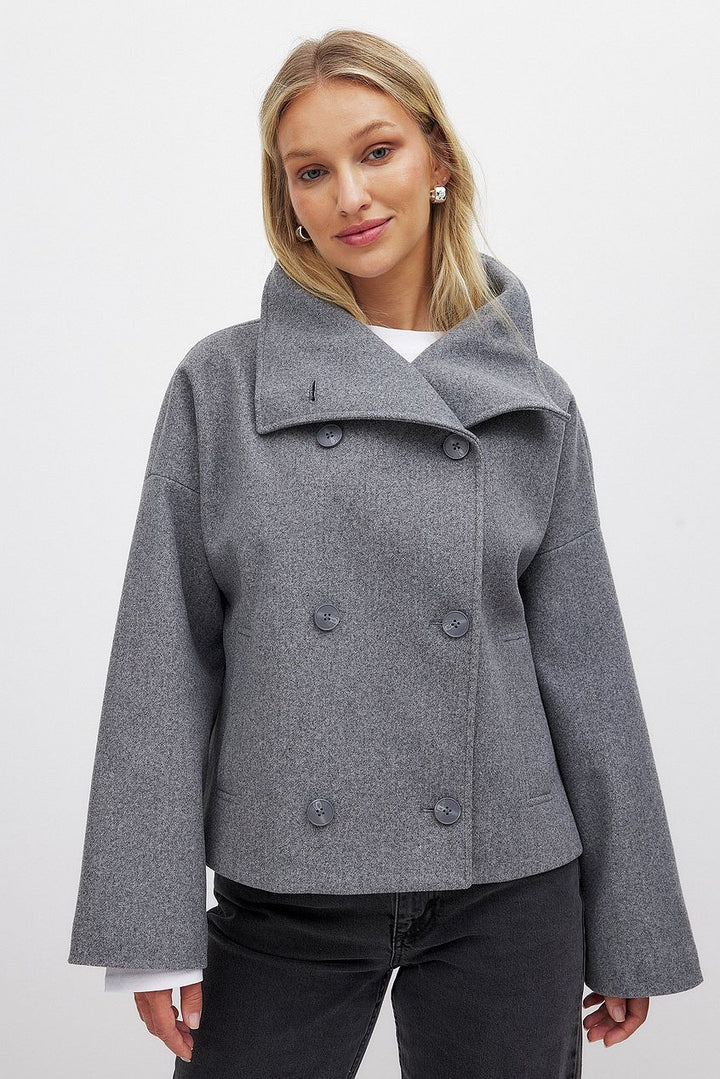 Kurze Damenjacke aus Wollmischung mit doppeltem Druckknopfverschluss