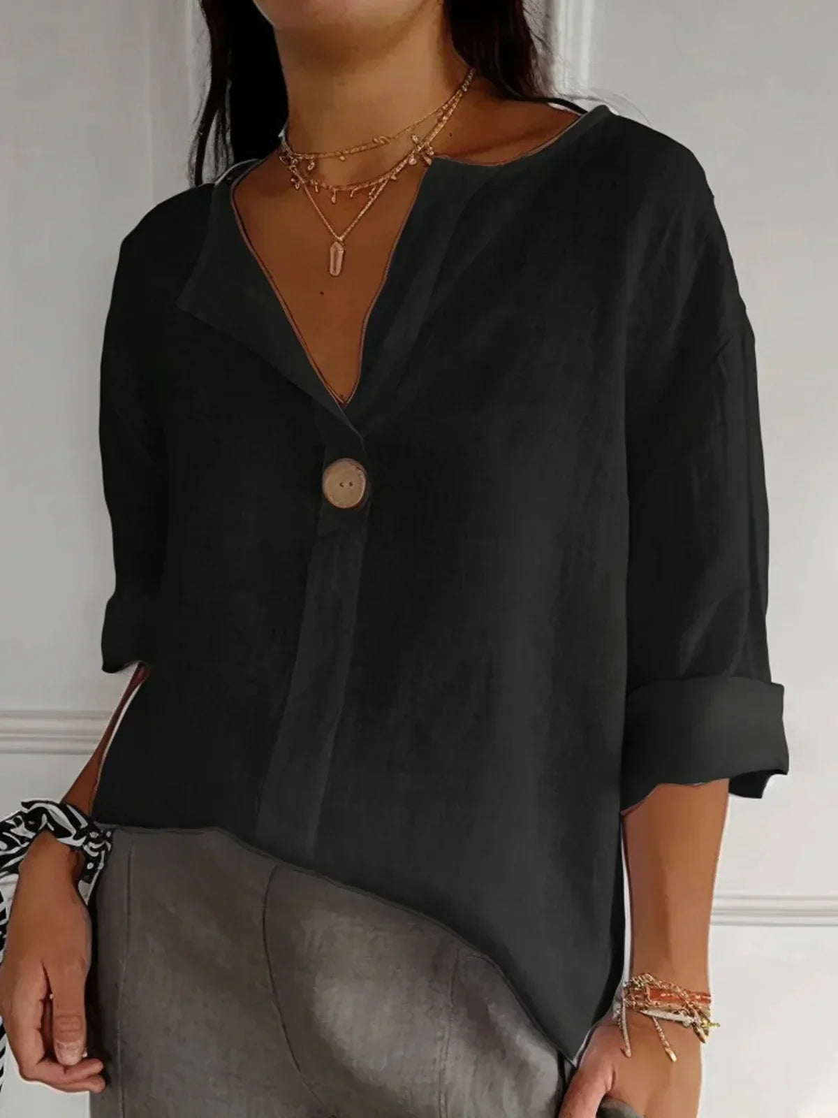 Luna – Lässige Bluse mit V-Ausschnitt 5