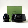 Matcha-Set aus – Ein traditionelles Matcha-Brühset mit Schale, perfekt zum Entspannen zu Hause.