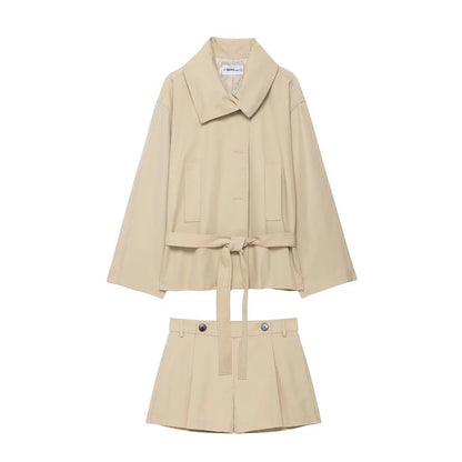 Damen zweiteiliges Set mit oversized Wickeljacke mit Gürtel und Shorts | Langarm