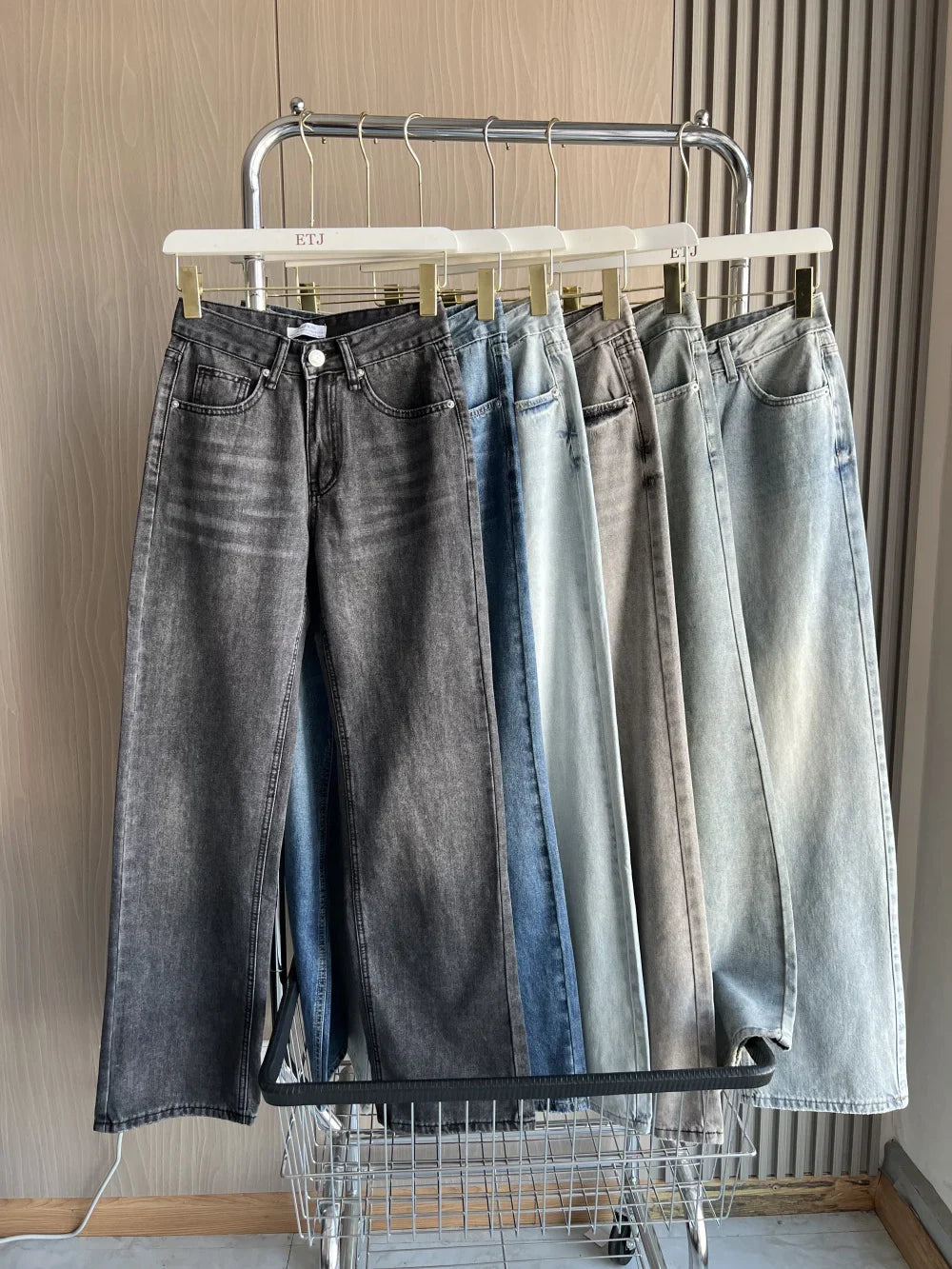 Damen High Waist Freizeithose mit weitem Bein | Gerade Passform