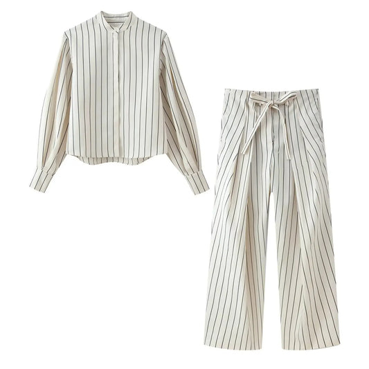 Damen Zweiteiler Set | Regular Fit Set | Gestreifte Bluse und Weite Hose | Moderner Alltagsstil