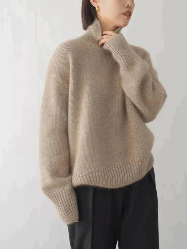 Weicher Strickrollkragenpullover – natürliche Textur