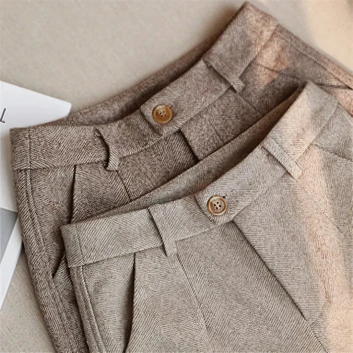 Pantalon droit femme avec plis | Plis avant