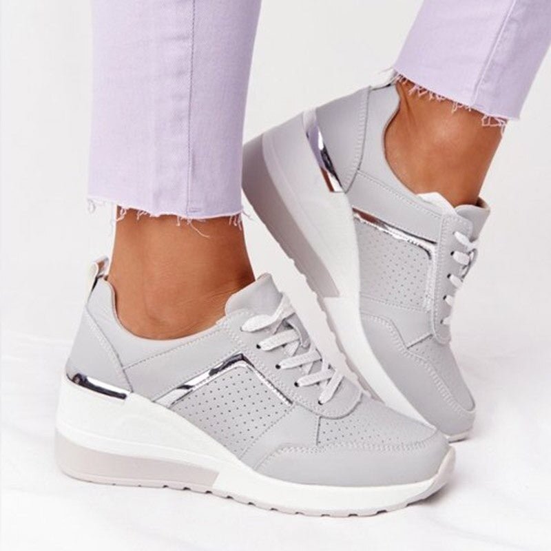 Damen Schnür-Sneaker mit Plateausohle | Perforiert
