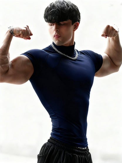 Herren Fitness Shirt | Körpernahes Kurzarmshirt | Definierte Silhouette | Moderner Sportlook
