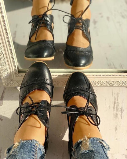 Damen Cut-Out Schuhe mit Schnürung | Klassisch