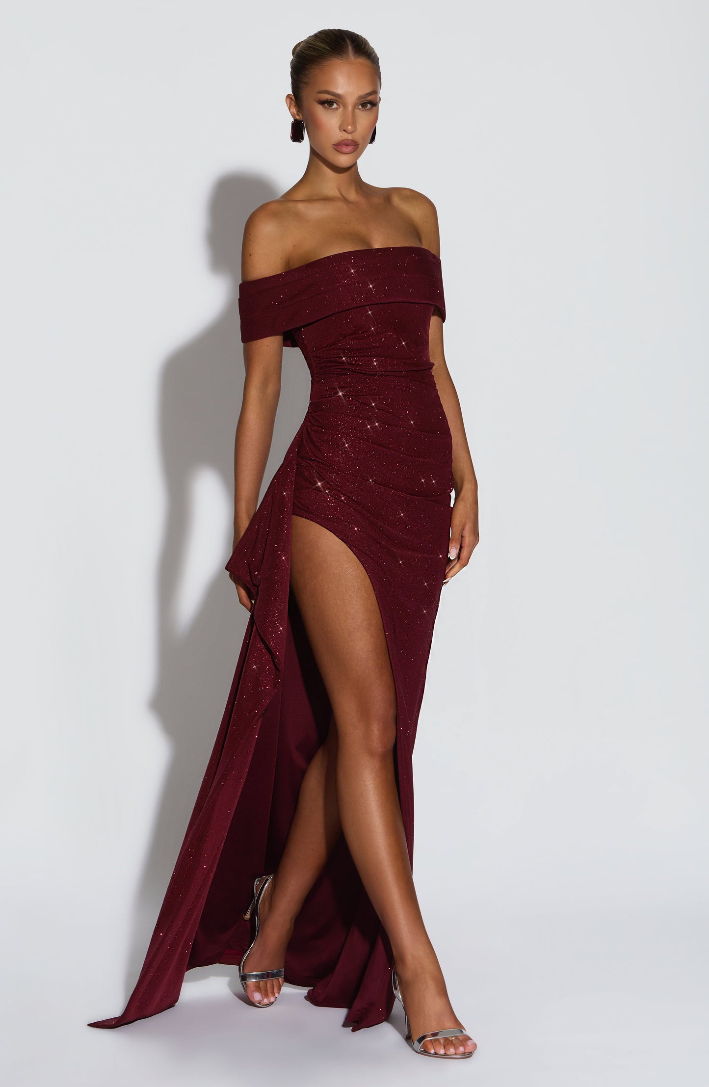 Damen Off Shoulder Maxikleid Mit Bodycon Passform | Figurbetont