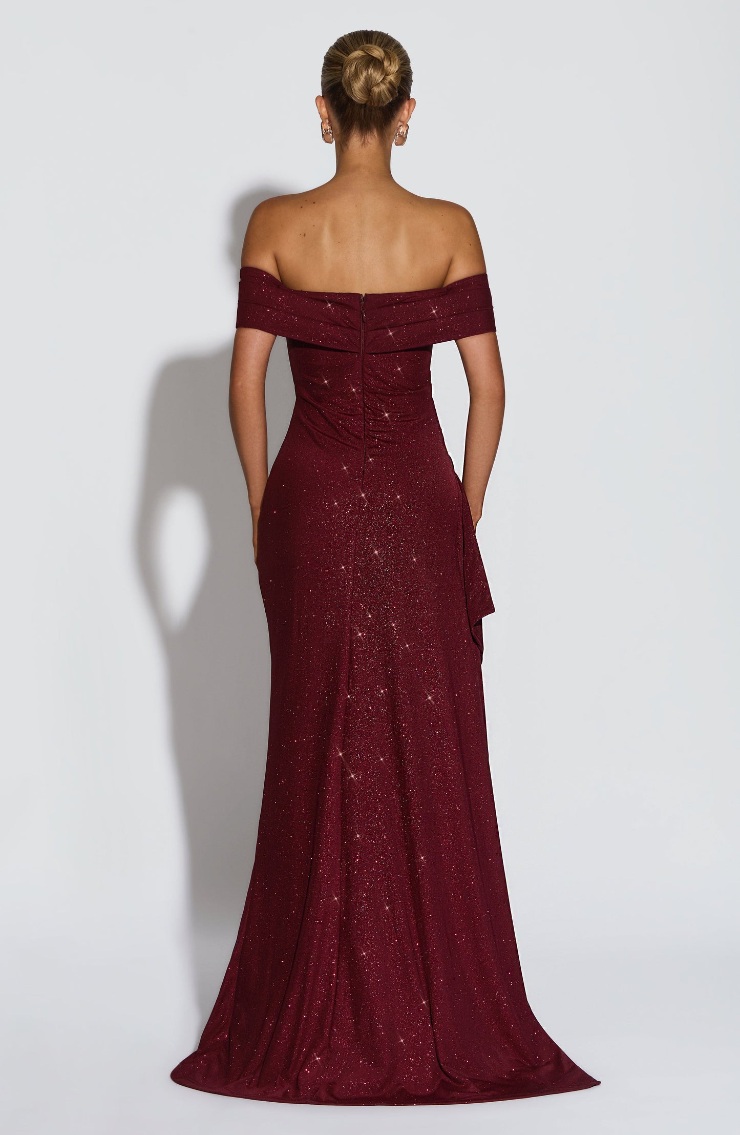 Damen Off Shoulder Maxikleid Mit Bodycon Passform | Figurbetont