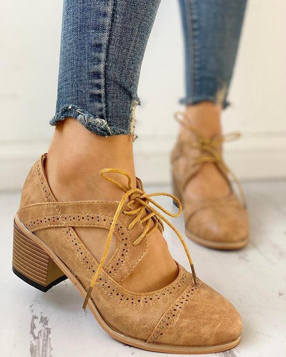 Damen Cut-Out Schuhe mit Schnürung | Klassisch