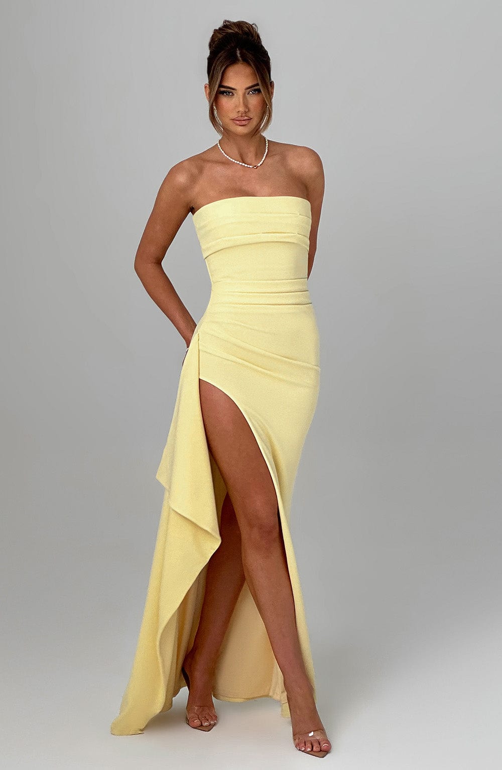 Damen Kleid Mit Bardot Ausschnitt Asymmetrischem Schnitt Hohem Schlitz | Lang